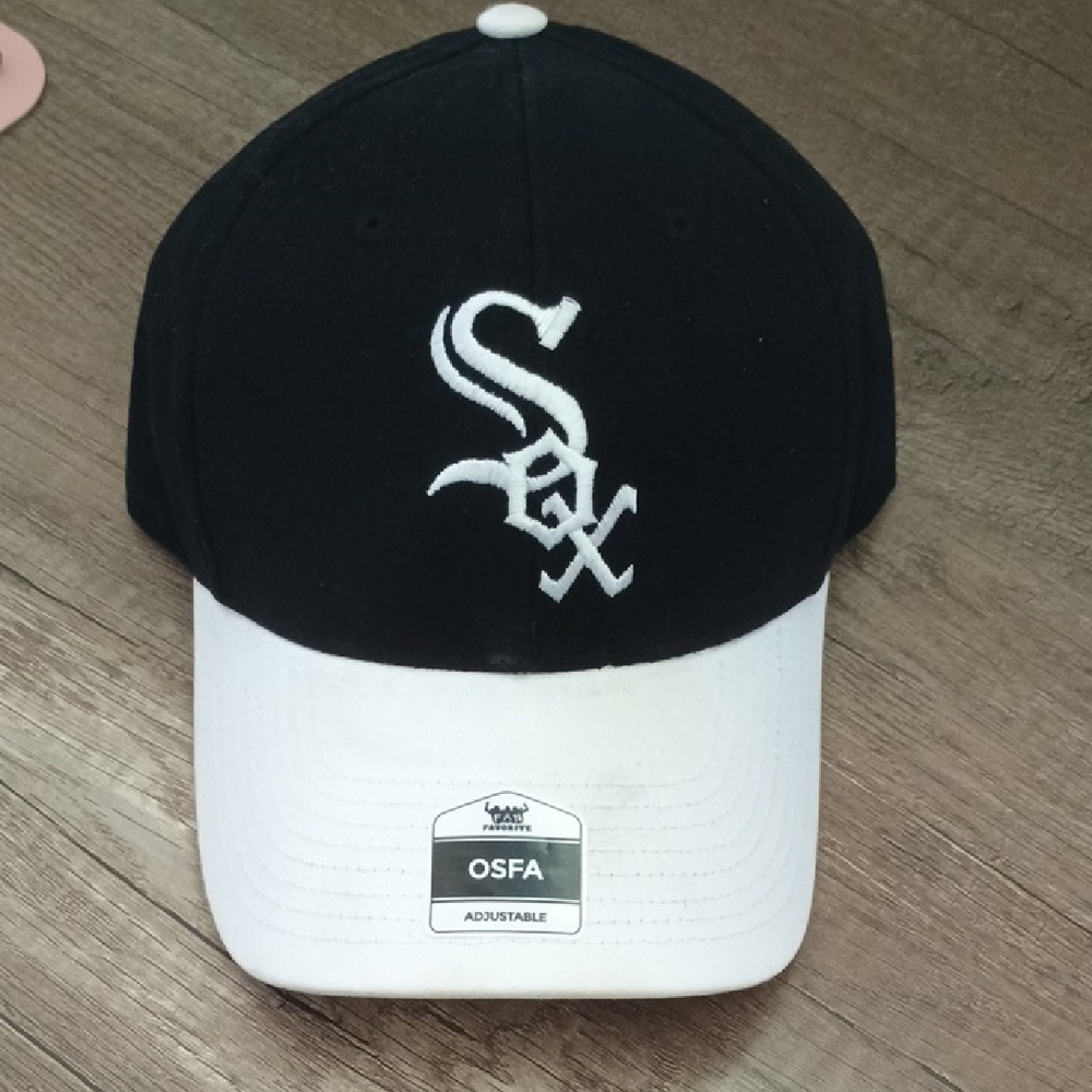 MLB Black and White Cap
